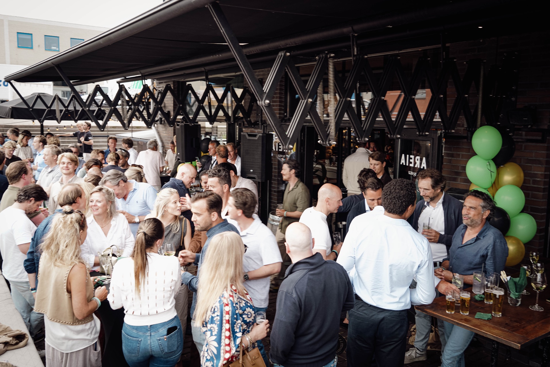 Gasten tijdens een bedrijfsfeest van VIGO Events